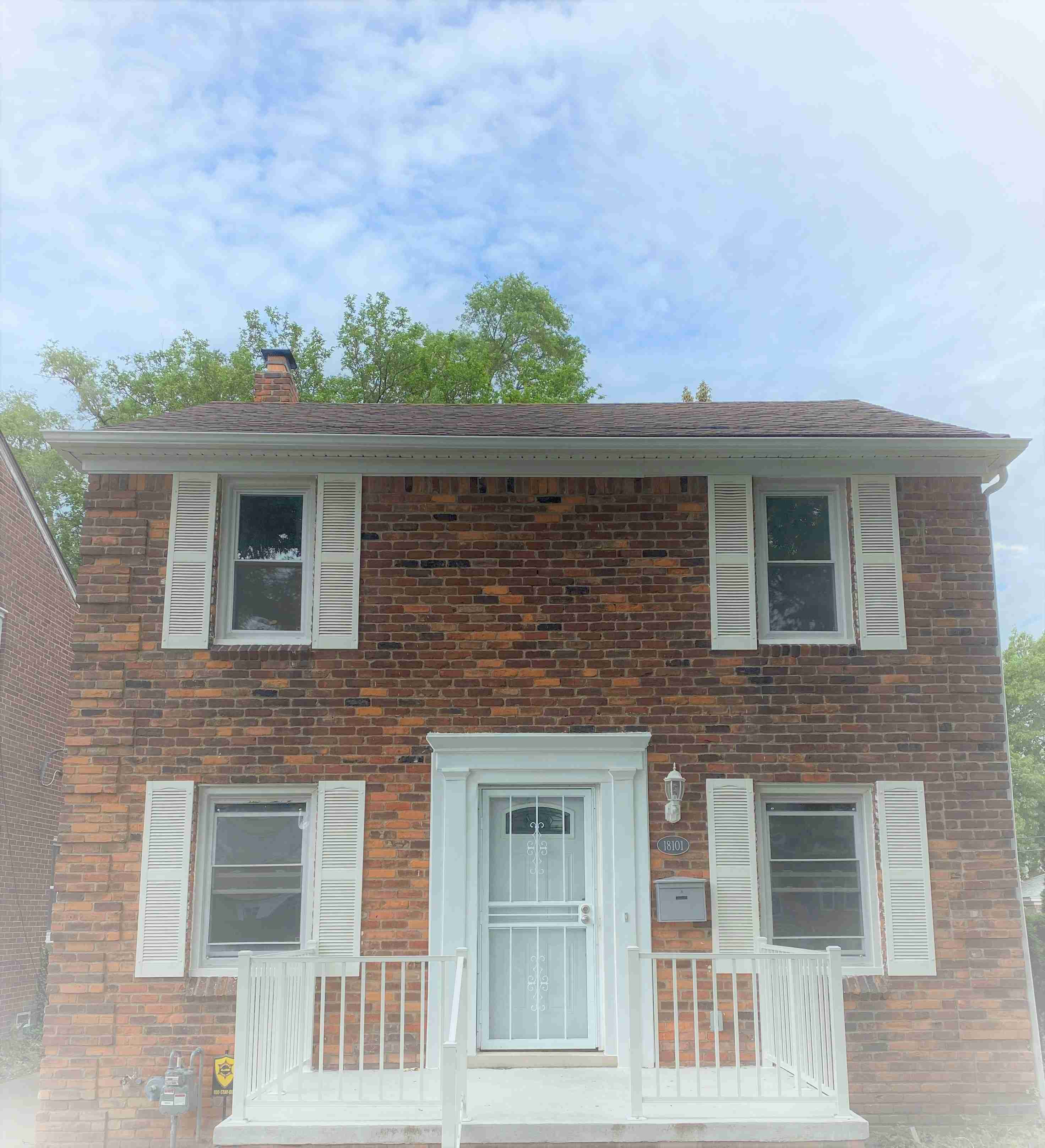 18101 Appoline  Front edit Pics.JPG